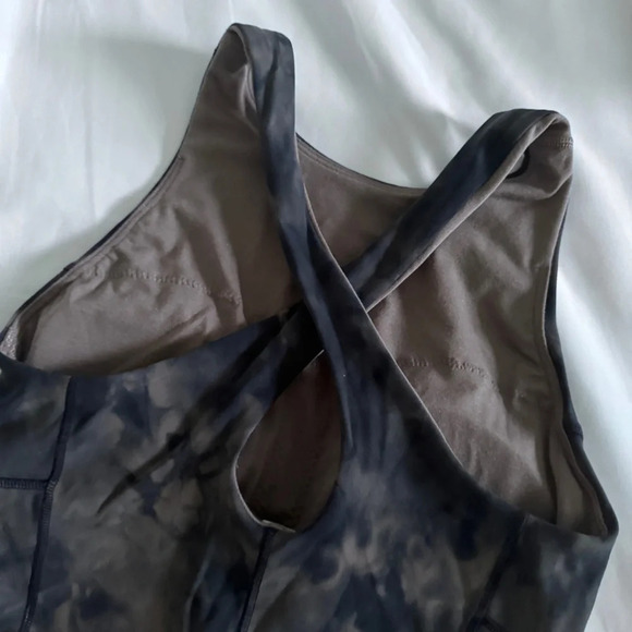 🆕🖤 Lululemon Key To Balance Tank - Diamond Dye Lunar Rock True Navy - Picture 5 of 12